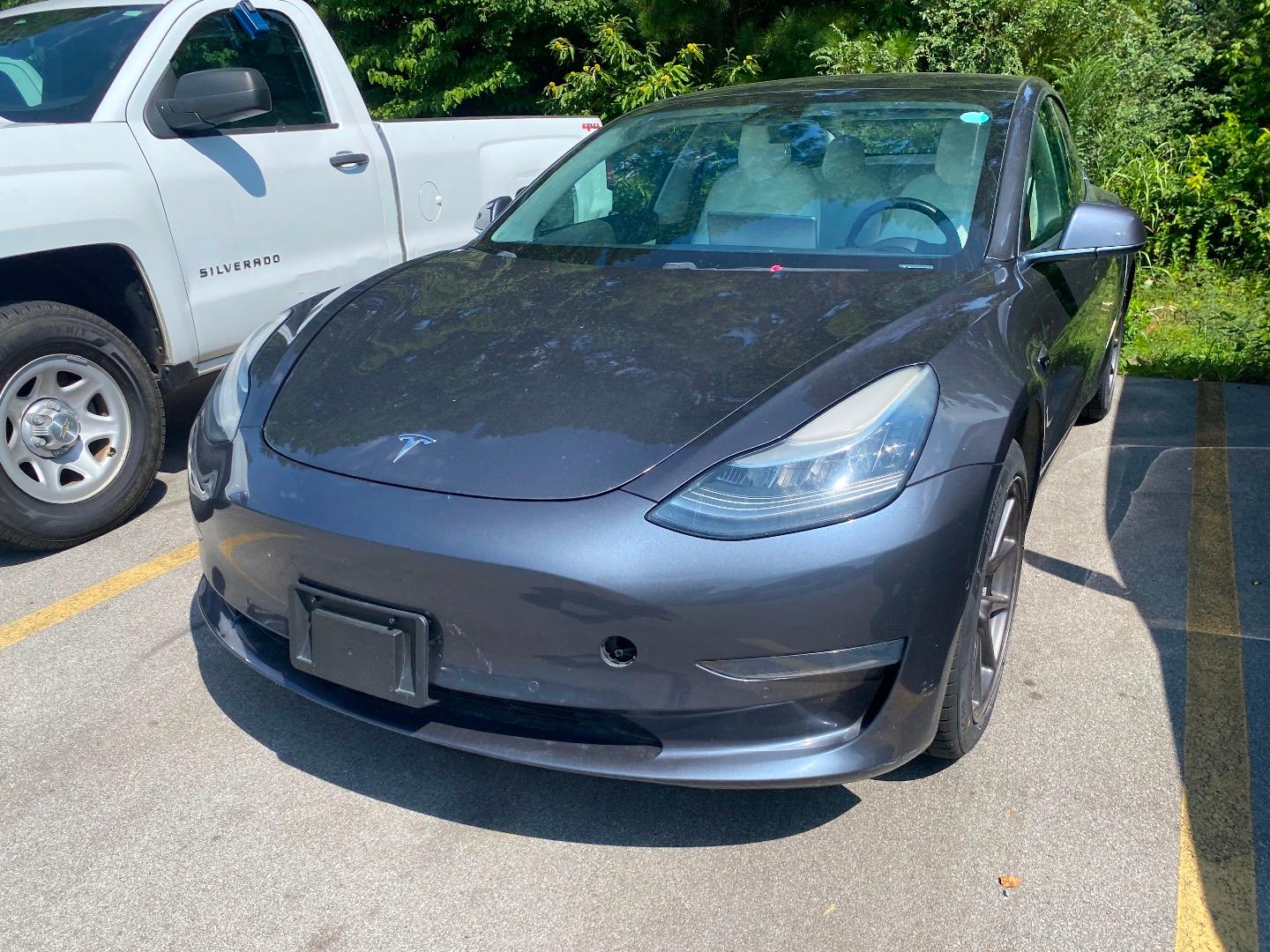 tesla model 3 2019 5YJ3E1EBXKF390785 image tesla model 3 2019 5YJ3E1EBXKF390785 image